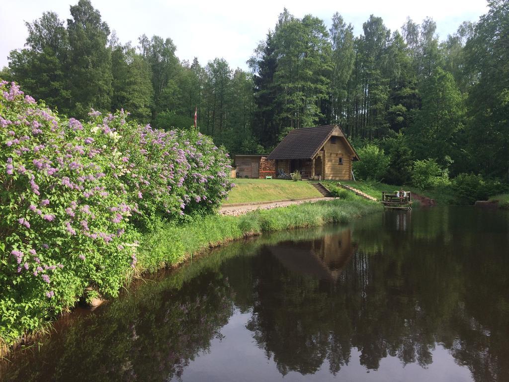 Mezupes Guest House Tūja Екстериор снимка